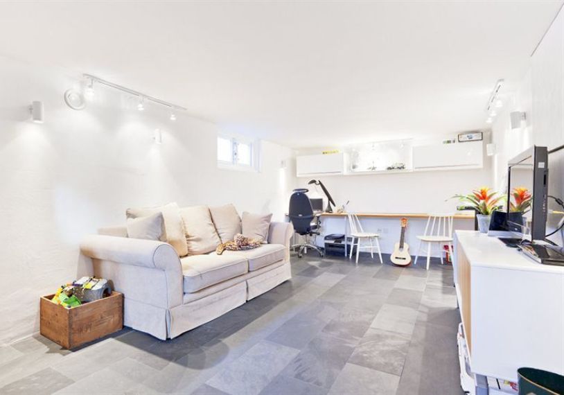 2b3bb8b5f3df27e6b7da970c72adb01a